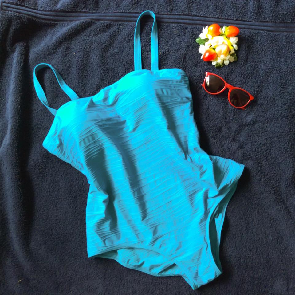 misskittenheel frenchcurves pool side maillot swim lake beach lido 05