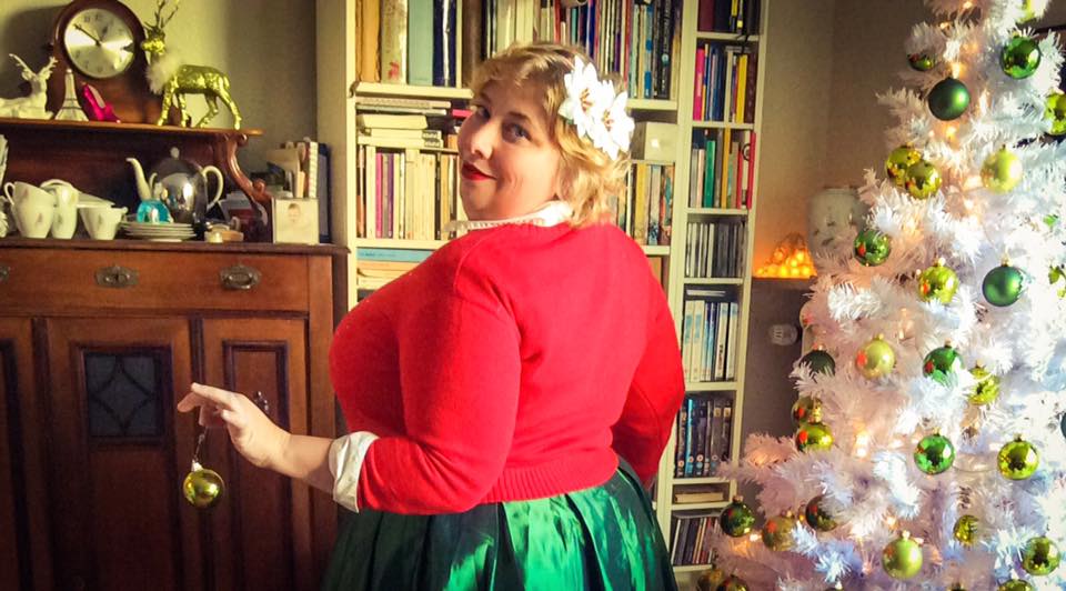 misskittenheel-vintage-plussize-curvy-christmas-ugly-sweater-lindybop-2016-04